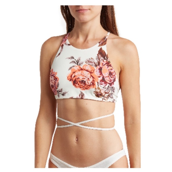 (TOP) Maaji Rose High Neck Reversible Bikini Top. - Picture 1 of 6